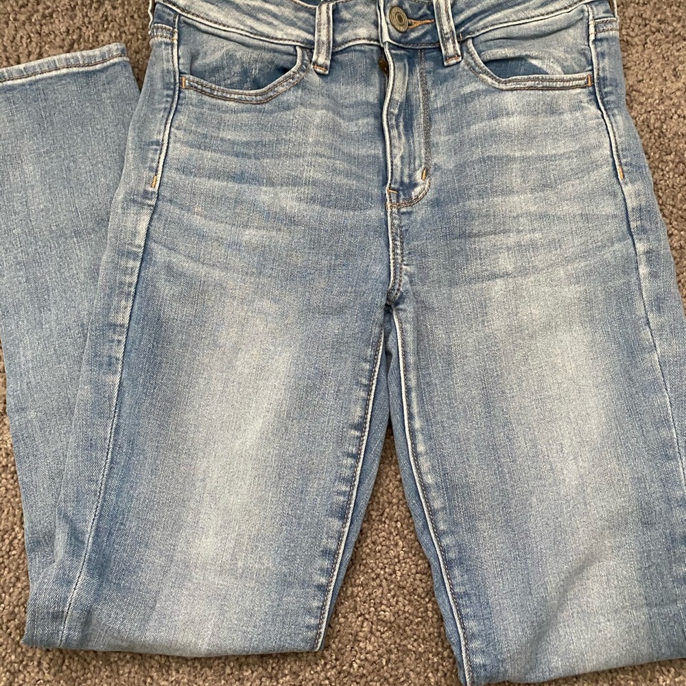 American Eagle skinny jeans